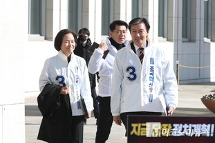 「M포토」 최고위 참석하는 조국 대표