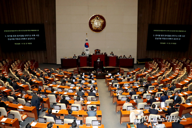 '조작기소 국정조사' 두고 여야는 휴일에도 강대강 대치로