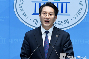 「M포토」 전용기 ‘대북송금 사건’ 관련 추가 녹취 공개