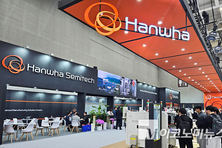 한화세미텍, 차세대 칩마운터 ‘DECAN S2 Plus’로 글로벌 공략