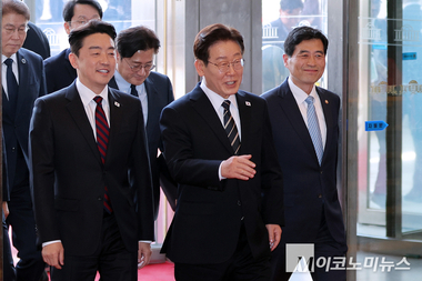 李대통령, “홍해 원유 수송 성공은 모두의 노고 덕분”