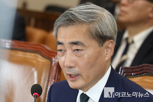 「M포토」 질의에 답하는 신현송 한국은행 총재 후보자