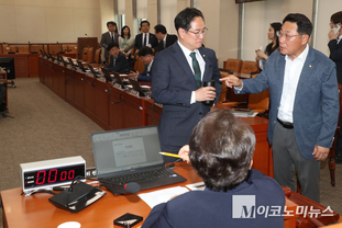 「M포토」 한국은행 총재 인사청문경과보고서 여야 합의 결렬...재경위 정회
