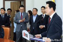 장동혁 “美 공화당과 핫라인 구축” vs 민주 “빈약한 외교력 부끄러워”