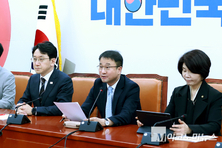 與, 국힘 ‘정동영 안보참사 비판’에 “한미동맹 훼손 언행 당장 멈추라”