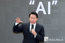 최태원 “AI 경쟁력, 병목 지점 누가 선점하느냐에 달려”