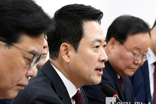 「M포토」 최고위서 발언하는 장동혁 대표