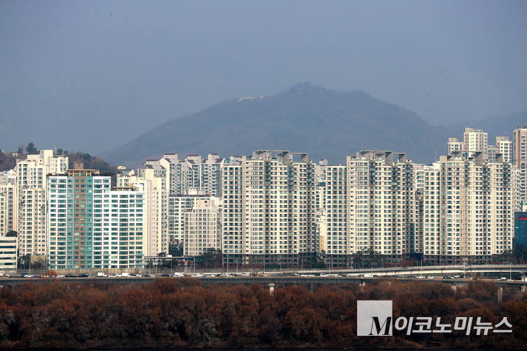 [심층]2026년 아파트 가격 전망...공급부족 속 상승세 이어질 듯